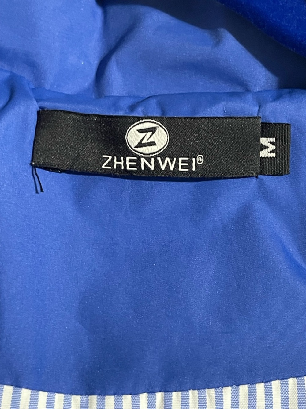 ZHENWEI Womens Lightweight Hooded Waterproof Active Outdoor Rain Jacket Size M - Picture 9 of 10